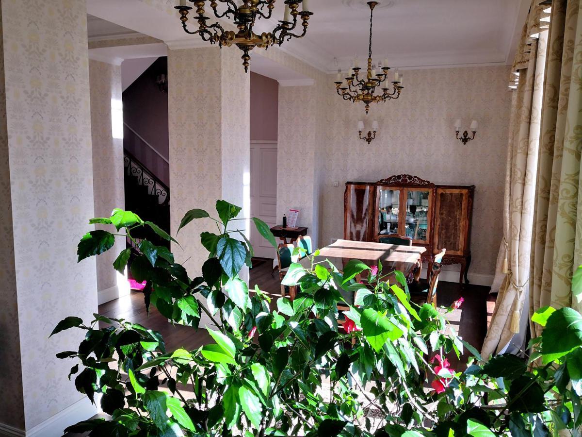 Hotel Dwor Sierakow Extérieur photo