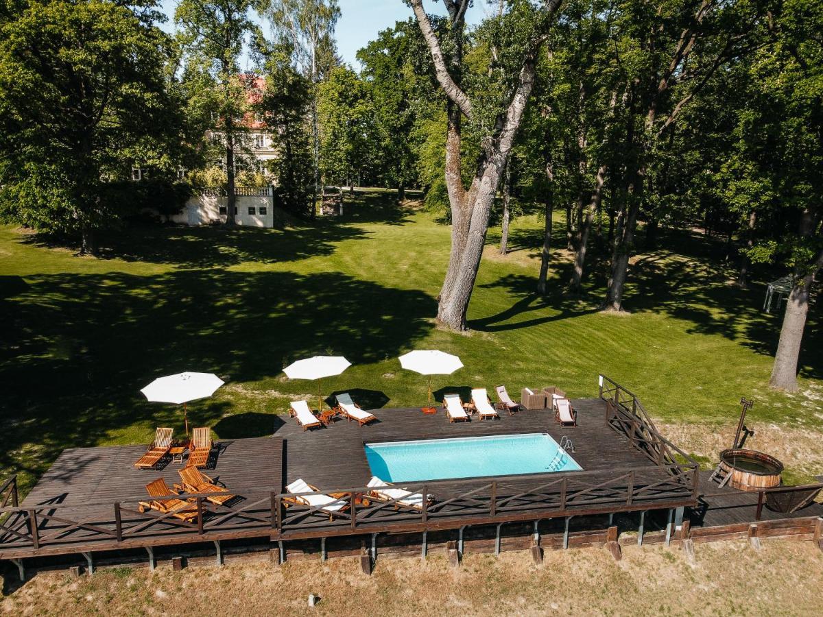 Hotel Dwor Sierakow Extérieur photo