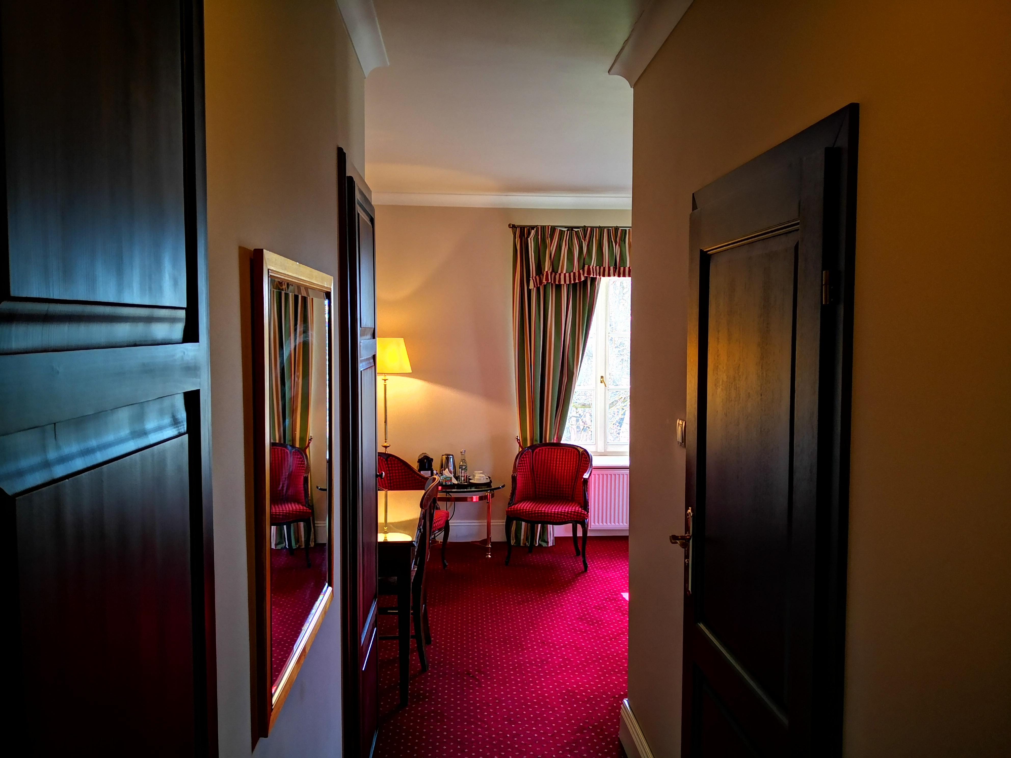 Hotel Dwor Sierakow Extérieur photo