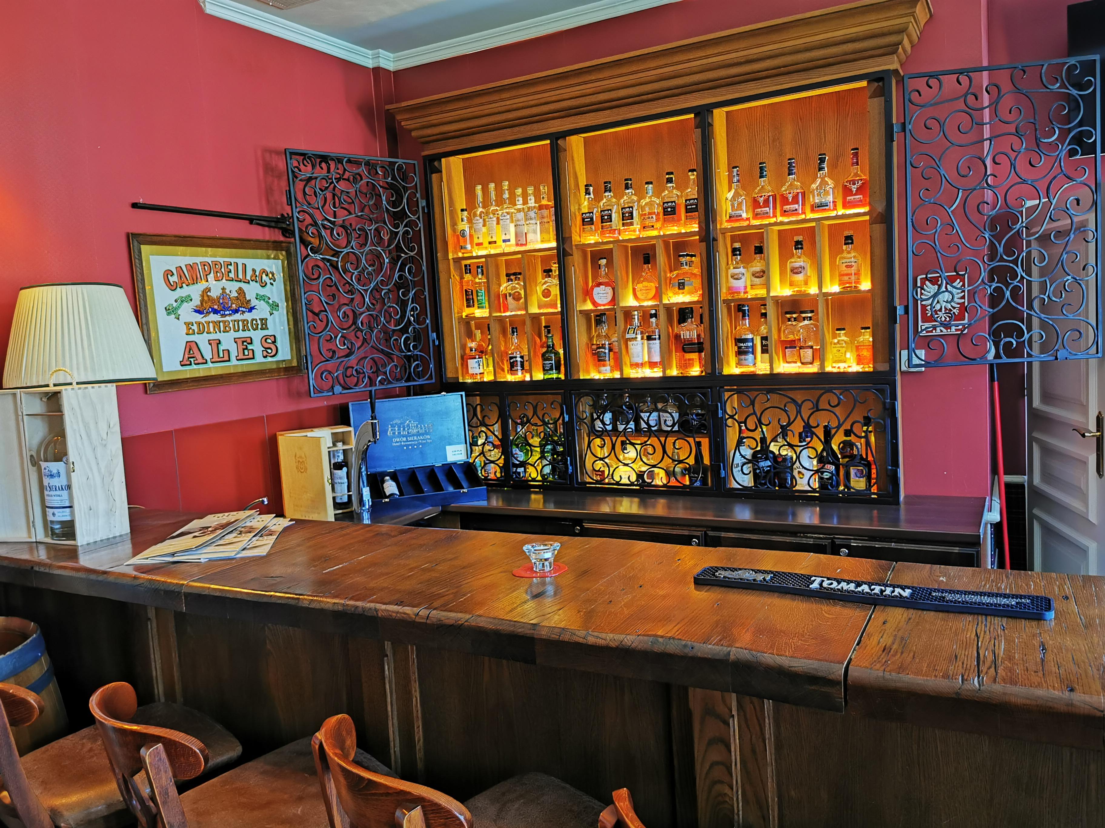 Hotel Dwor Sierakow Extérieur photo