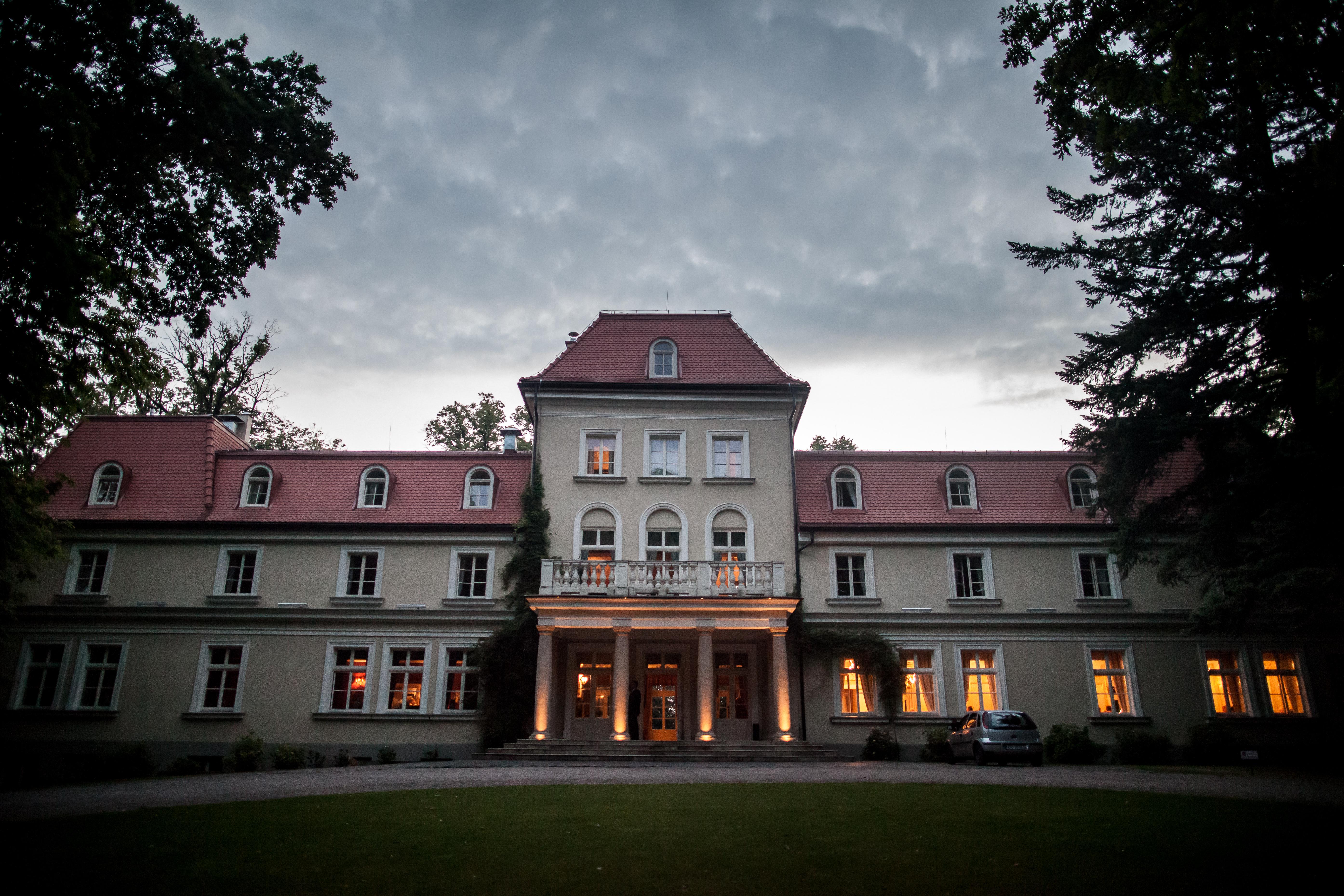 Hotel Dwor Sierakow Extérieur photo