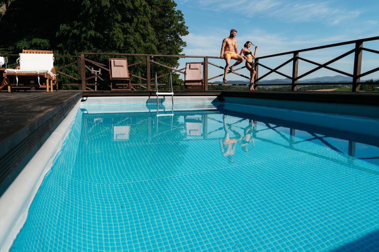 Hotel Dwor Sierakow Extérieur photo